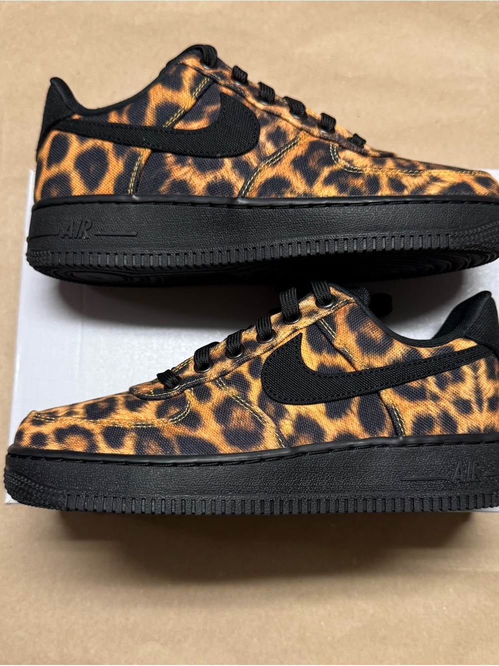 Nike Air Force 1 AF1 ‘07 SE Leopard Women’s size 6.5 shoes NEW!